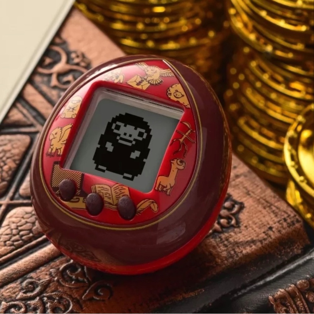 Harry Potter Wizarding Fantastic Beasts World Tamagotchi